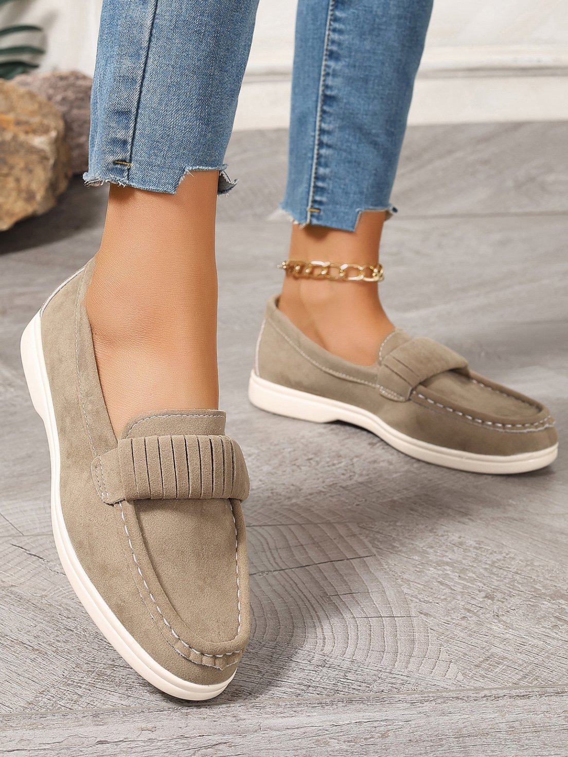 Casual Faux Suede All Season Shallow Shoes