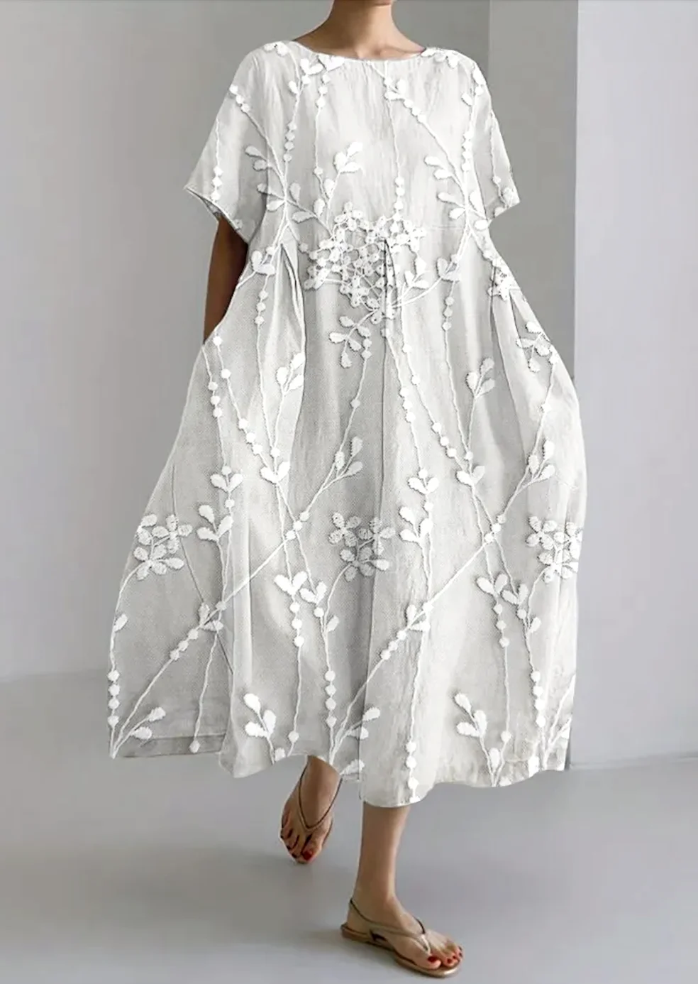 Floral Regular Fit Crew Neck Casual Dress With No
