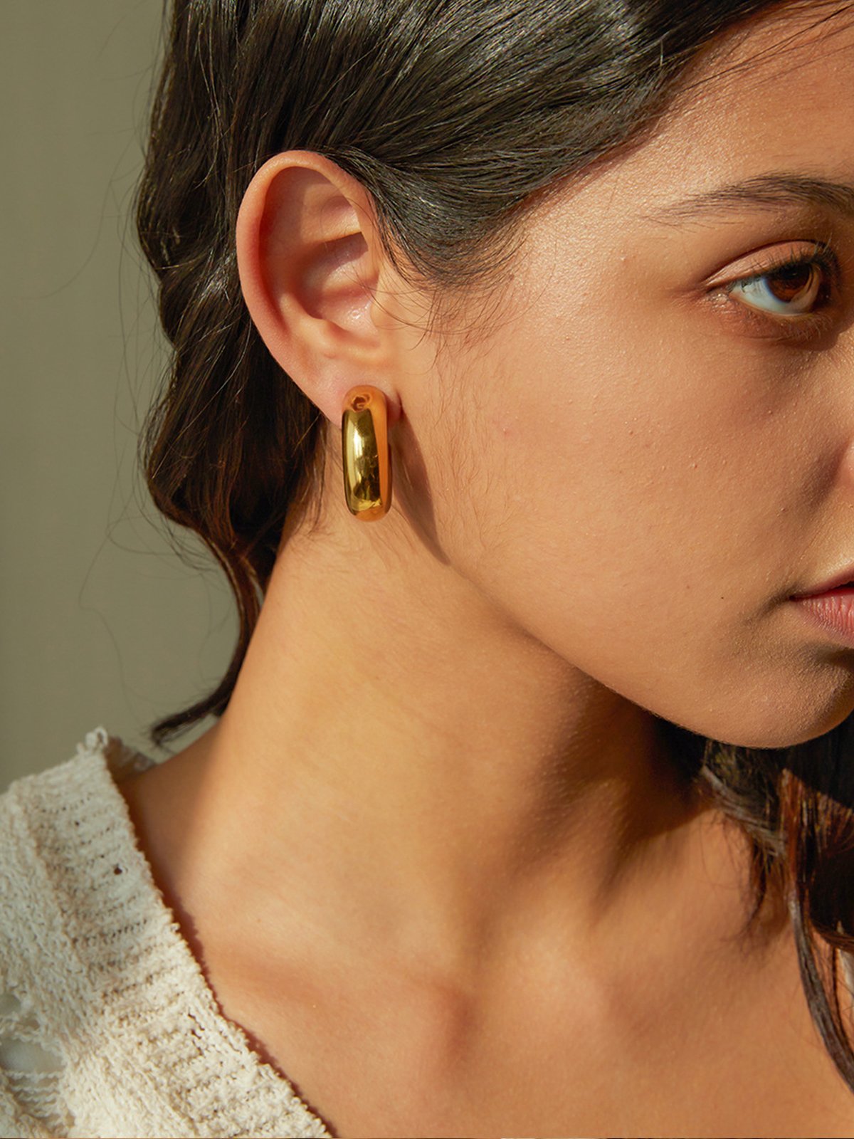 16k Gold Stainless Steel Front And Rear C-shaped Earrings Unique Design High-end Niche Titanium Steel Earrings