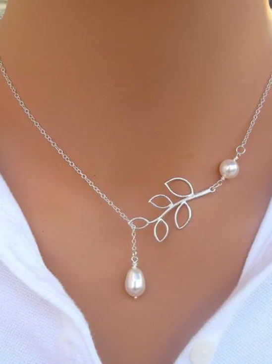 New Chic Fashion Vintage Leaf Pearl Necklace