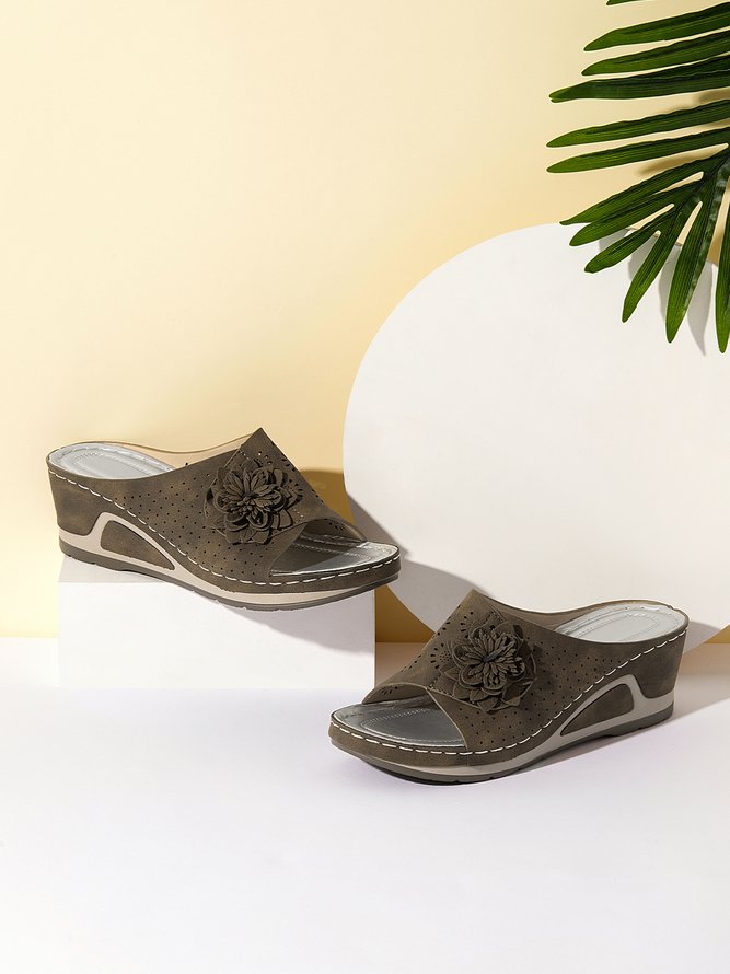 3D Floral Cutout Upper Vintage Bohemian Wedge Slippers