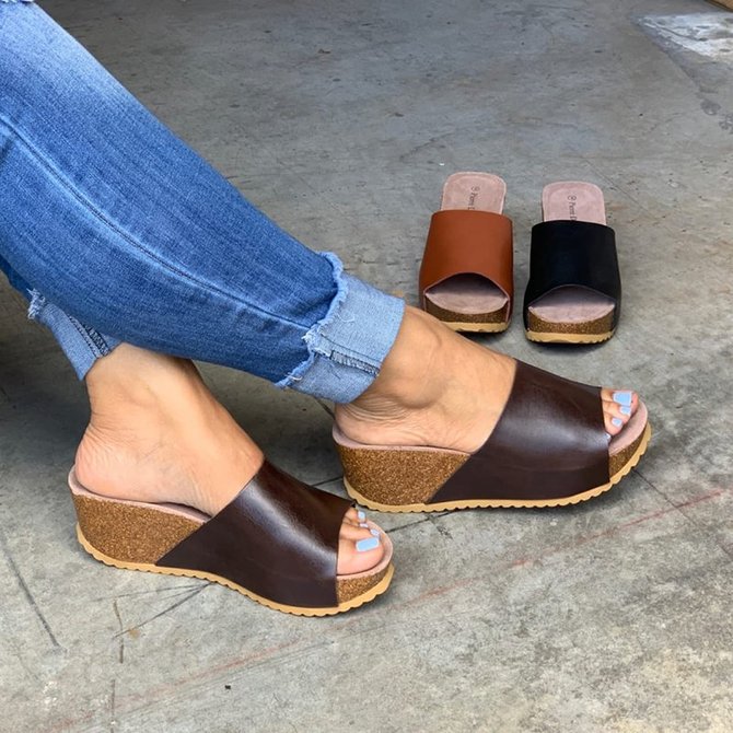 Women Fashion Style Peep Toe Slip-On Wedges Sandals