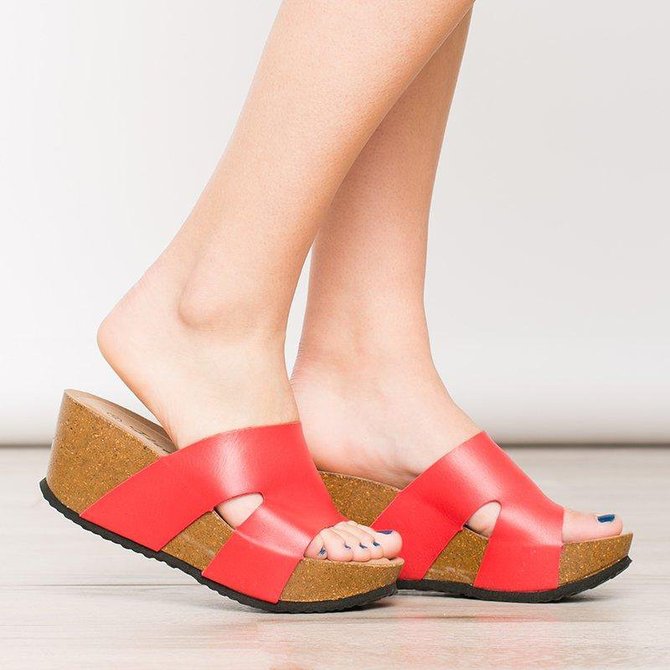 Women Fashion Style Peep Toe Slip-On Wedges Sandals
