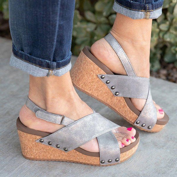 Women Fashion Style Peep Toe Slip-On Wedges Sandals