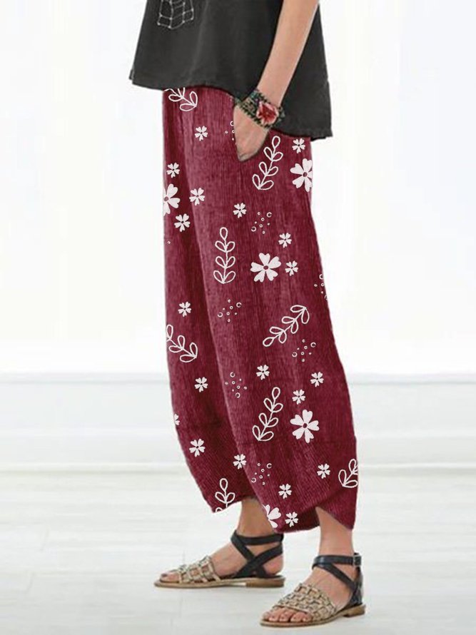 Women Floral Printed Pockets Pants