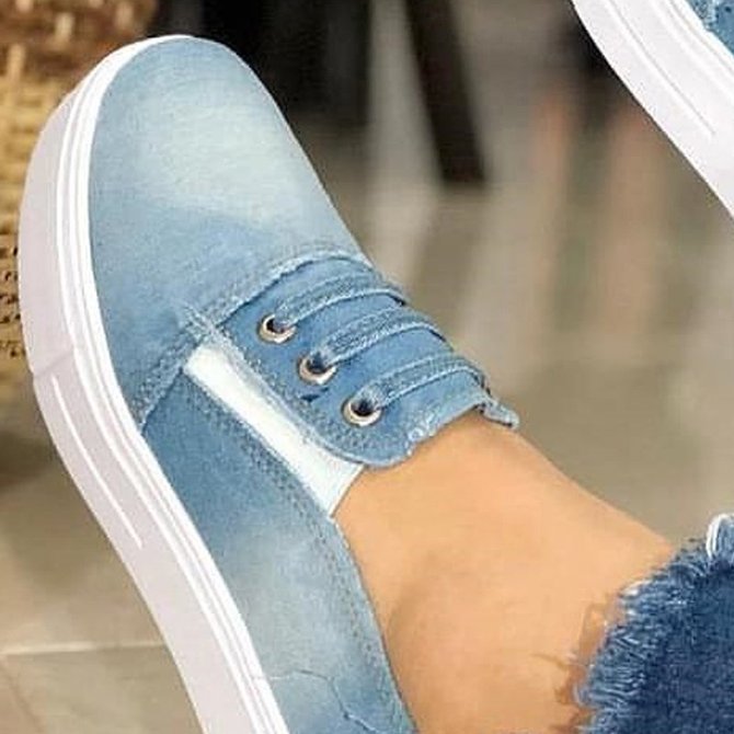 womens casual canvas sneakers