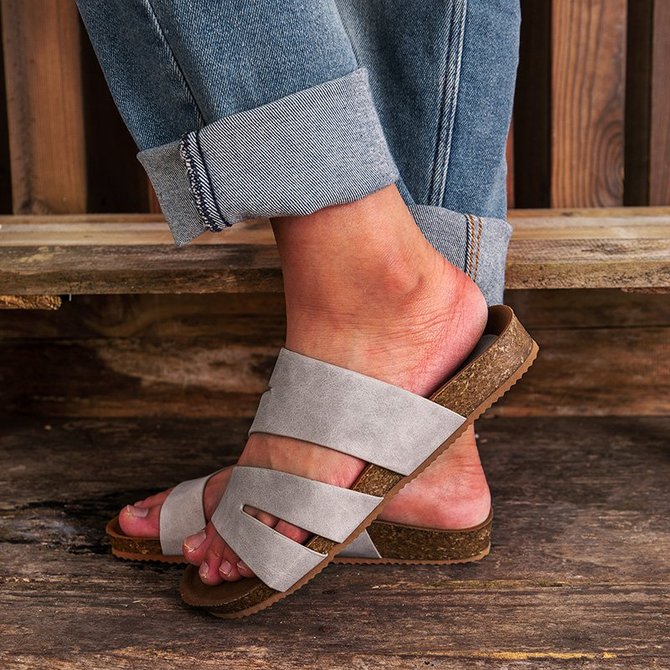 Pi Clue Artificial Leather Block Heel Slipper