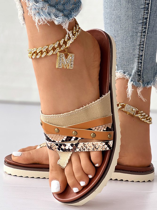 Snakeskin Colorblock Rivet Decor Multi Strap Casual Flip Flops