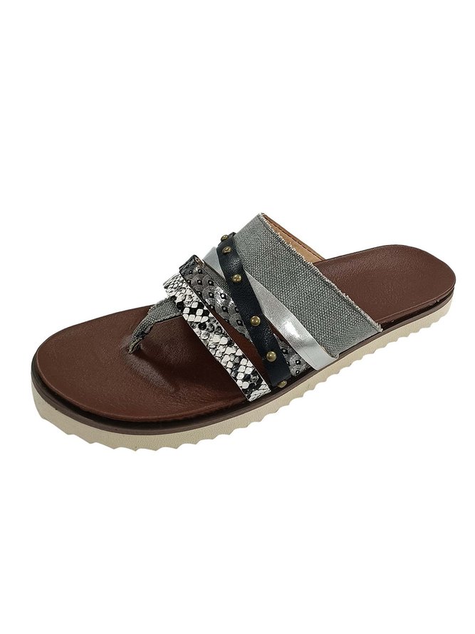 Snakeskin Colorblock Rivet Decor Multi Strap Casual Flip Flops